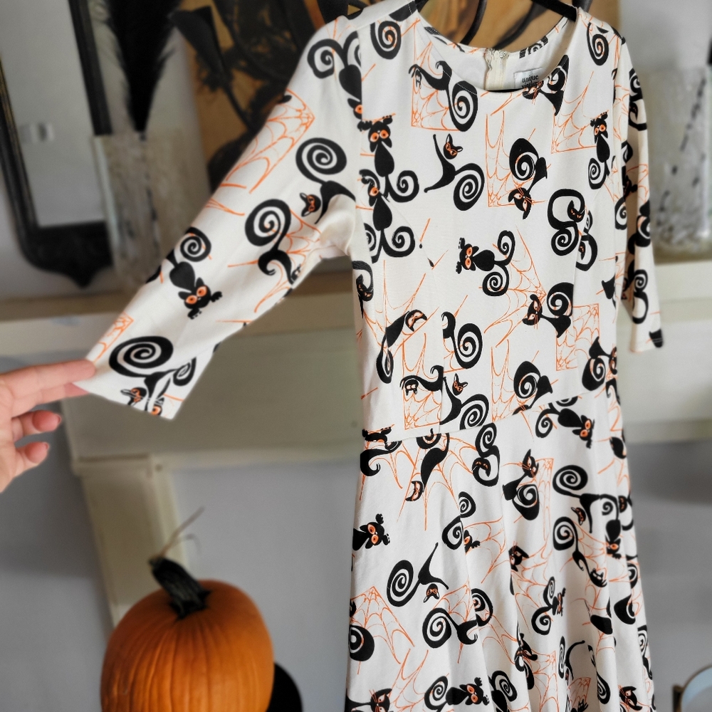 UNIQUE VINTAGE Halloween Collection Fit And Flare Dress - Picture 6 of 11